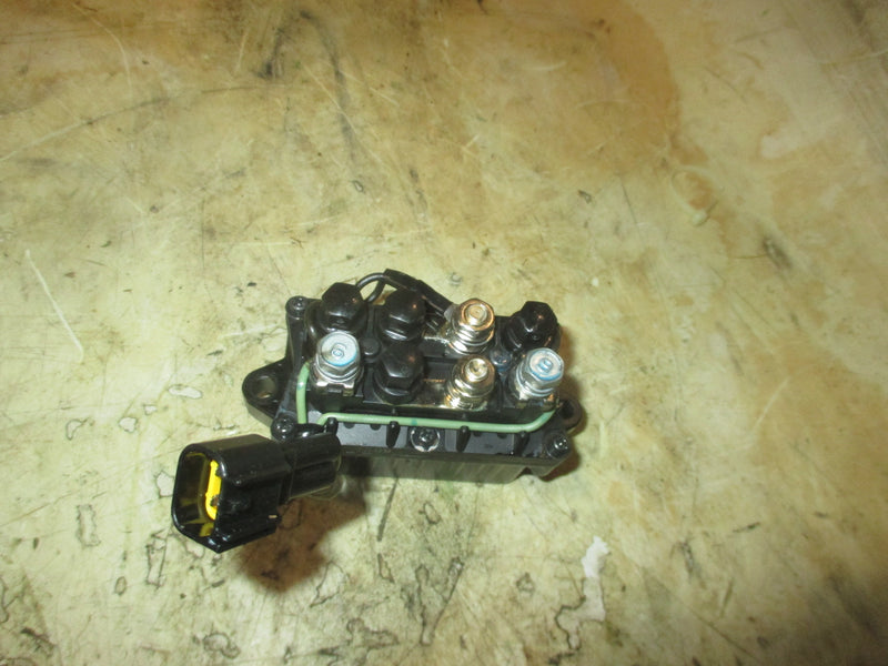 Yamaha 200hp 3.3L VMAX HPDI Outboard Tilt trim relay (60V-81950-00)