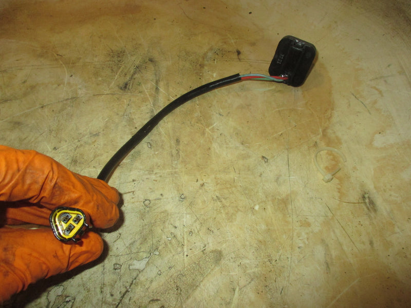 Yamaha 200hp 3.3L VMAX HPDI Outboard Tilt trim switch (69J-82563-00)