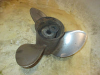 Load image into Gallery viewer, Evinrude 225hp Ocean Pro 2 Stroke outboard Stainless Steel Prop (391200) 15x17
