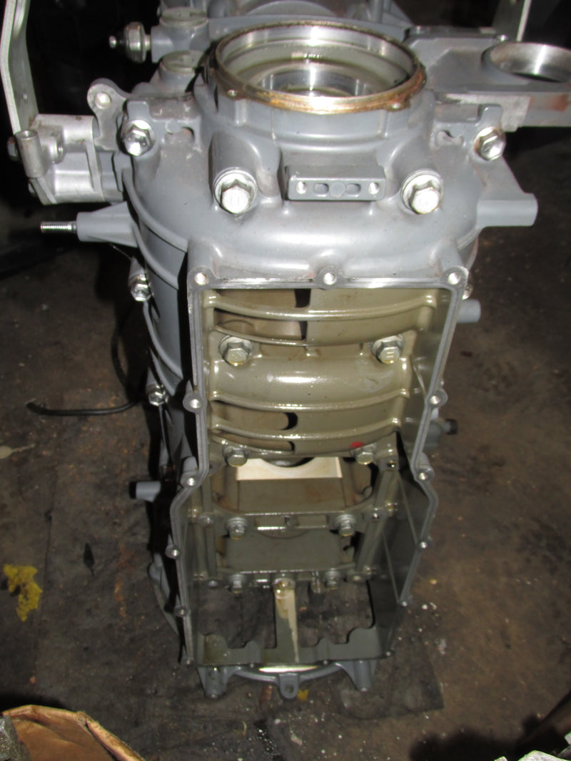 Suzuki DF150 150hp Outboard Crankcase Block