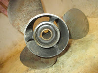 Load image into Gallery viewer, Evinrude 225hp Ocean Pro 2 Stroke outboard Stainless Steel Prop (391200) 15x17
