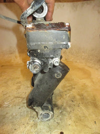Load image into Gallery viewer, Evinrude 225hp Ocean Pro 2 Stroke outboard Tilt Trim Unit (Parts)
