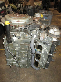 Load image into Gallery viewer, Yamaha 4.2L 250hp 4 stroke outboard crankcase power head
