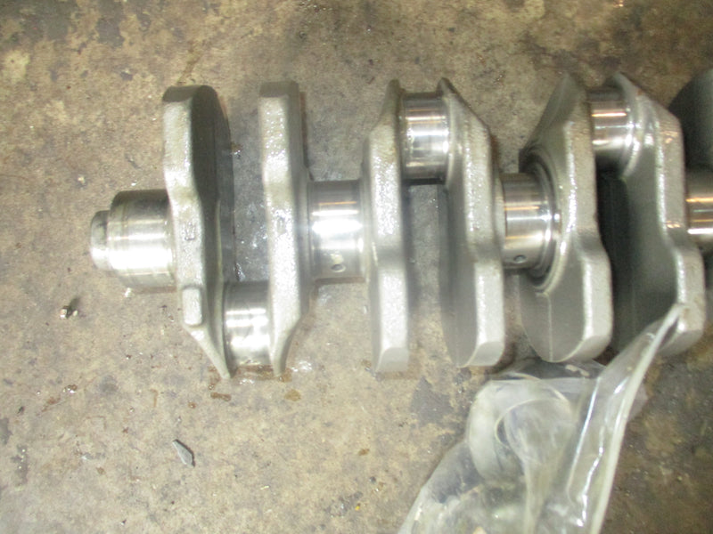 Yamaha 115hp 4 stroke outboard crankshaft (68V-11411-00)