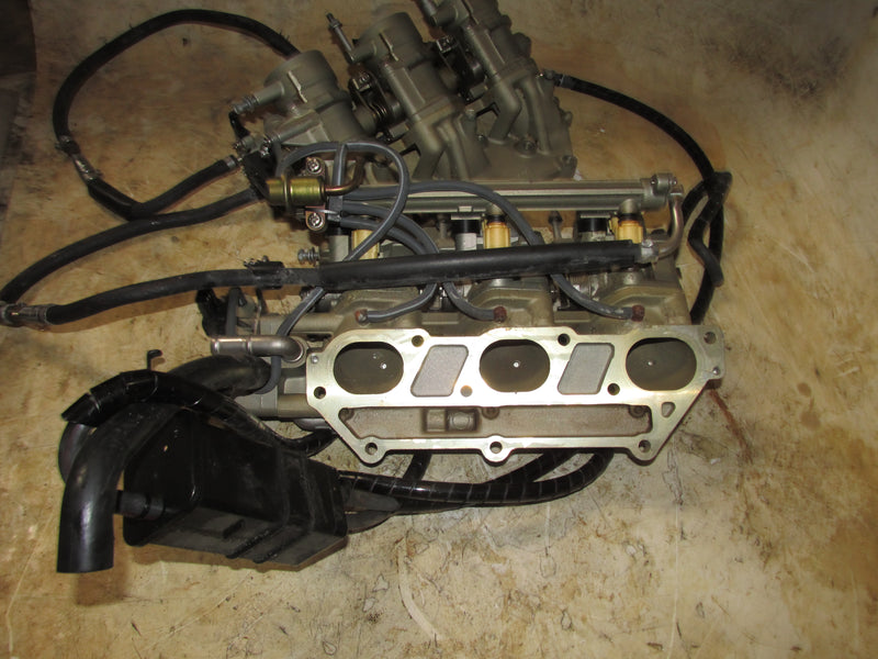 Yamaha 225hp 4 Stroke Outboard Intake manifold/fuel rails and injectors