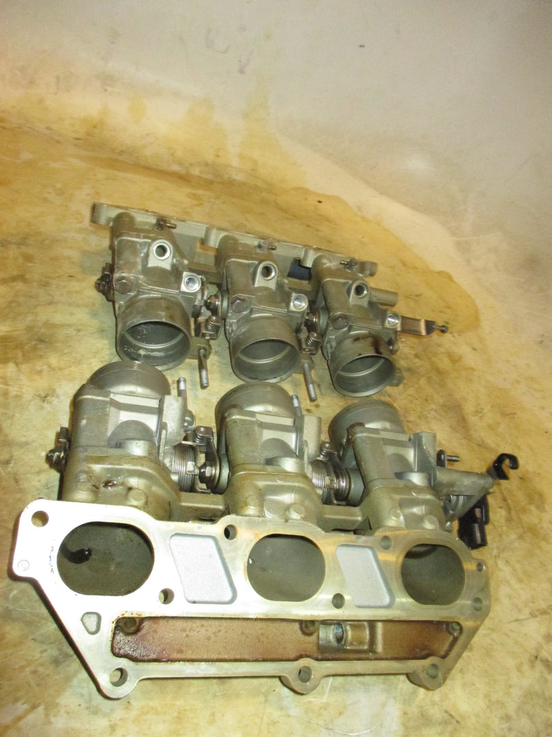 Yamaha 225hp 4 stroke outboard intake manifold set (69J-13446-00-94)