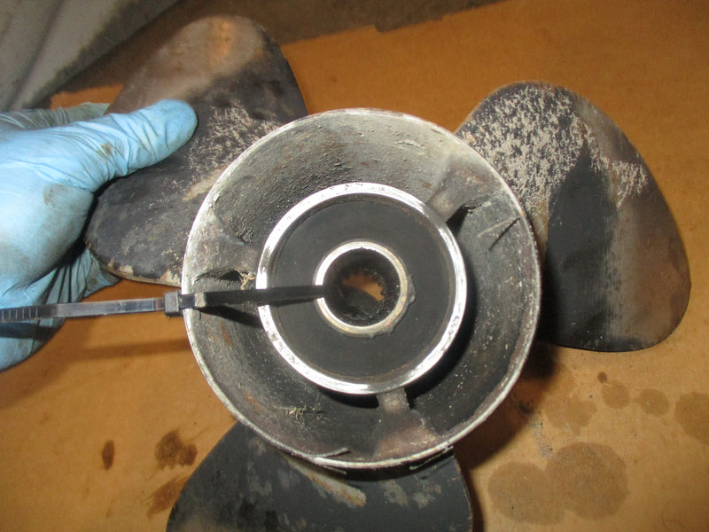Johnson 150hp 2 stroke outboard stainless propeller 14.75x19 176617