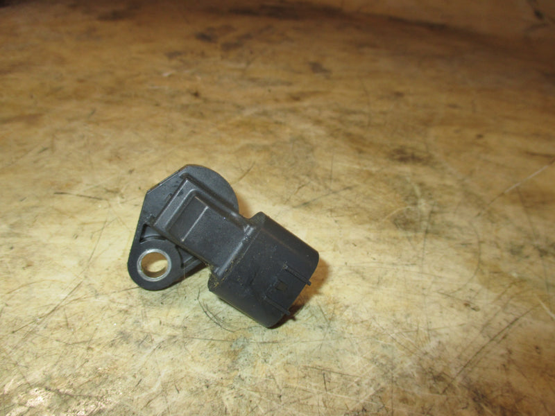 Suzuki DF115A 115hp 4 stroke outboard cam position sensor (33220)