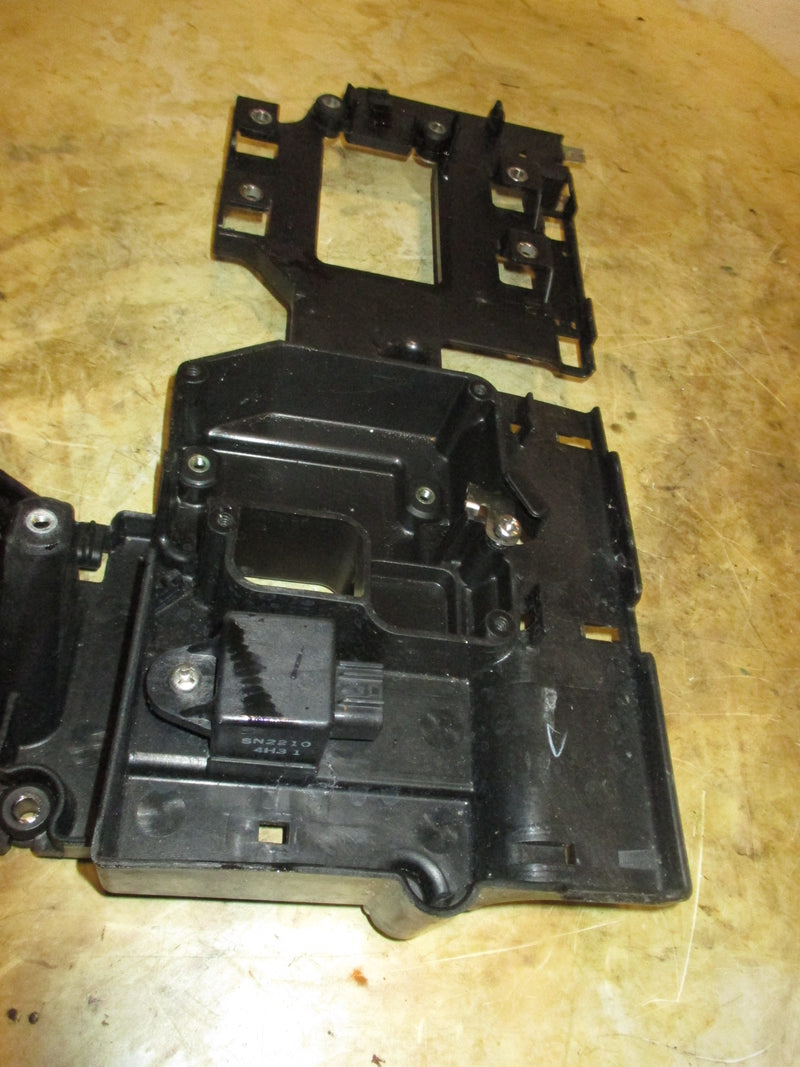 Yamaha 225hp 4 stroke outboard electronics holder (69J-81948-00)