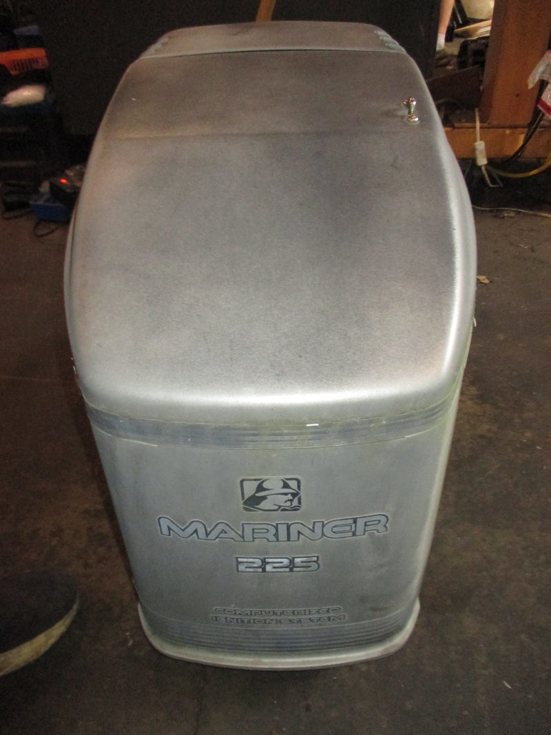 Mariner 225hp 2 Stroke outboard Top Cowling