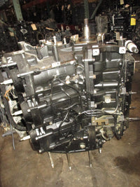 Load image into Gallery viewer, Mariner 225hp 2 Stroke outboard Crankcase Powerhead

