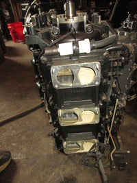 Load image into Gallery viewer, Mariner 225hp 2 Stroke outboard Crankcase Powerhead
