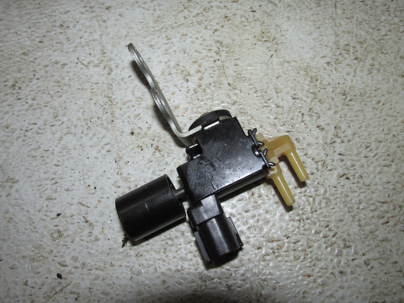 Suzuki DF150 150hp Outboard Vacuum Switching Valve (18117-93J00)