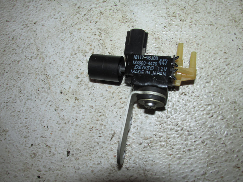 Suzuki DF150 150hp Outboard Vacuum Switching Valve (18117-93J00)