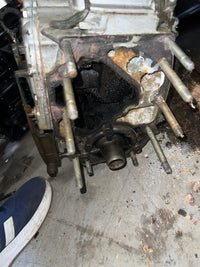 Load image into Gallery viewer, 1970 Mercury outboard 80hp crankcase powerhead
