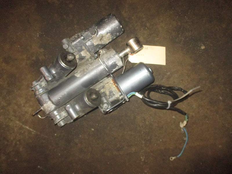 Yamaha 250hp 4 stroke outboard Tilt Trim Unit