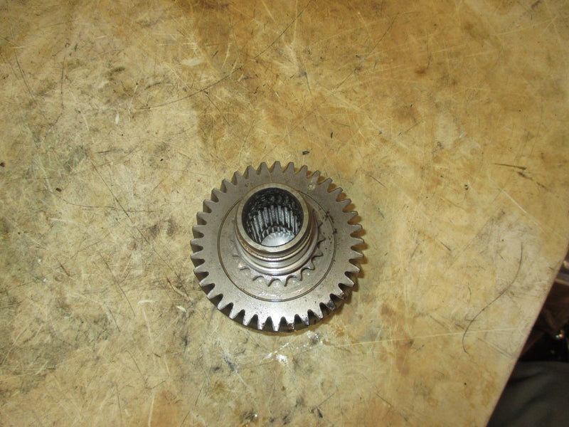 Suzuki DF115A 115hp 4 stroke outboard driven gear (12732-90J01)
