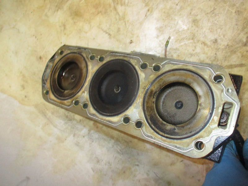 Mercury XR6 150hp 2 stroke outboard Port cylinder head (858281-C)
