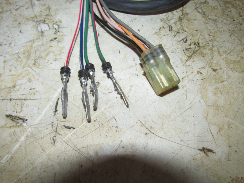 Yamaha 225hp 4 Stroke Outboard 8 wire trim and oil level sender Harness