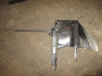 Load image into Gallery viewer, Mercury carborated 150-200hp 2.5 liter outboard 25 inch shaft lower unit
