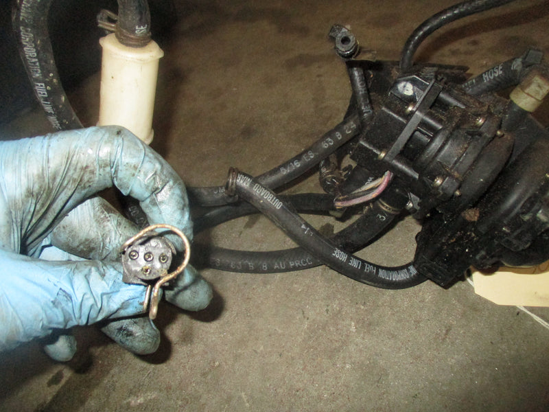 Johnson 40-50hp outboard fuel pump 4 wire
