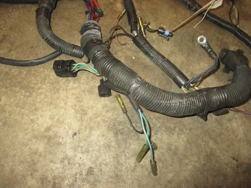 Mariner 225hp 2 Stroke outboard Engine Wiring Harness (825433A10)