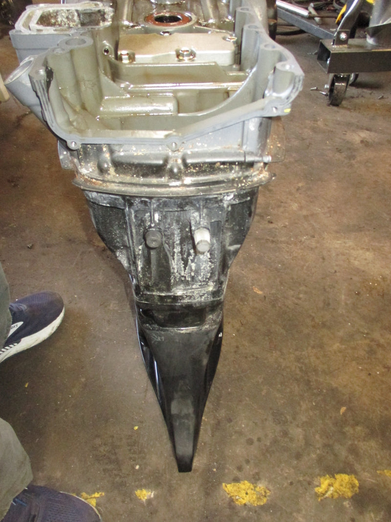 Suzuki DF140A 140hp 4 stroke outboard 25" Mid section