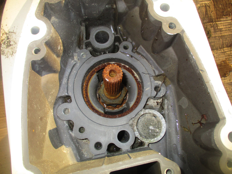 Suzuki DF300B / DF350B outboard 25" lower unit casing READ DESCRIPTION #27