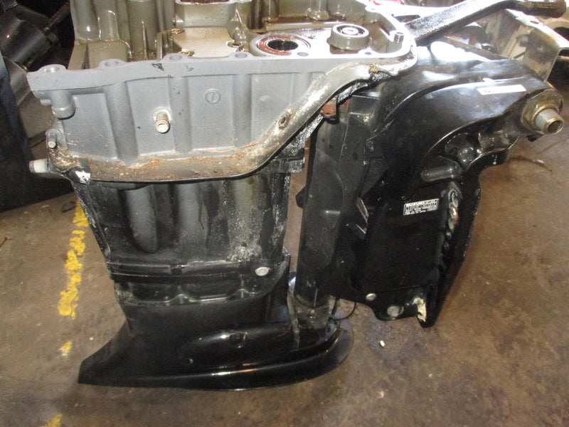 Suzuki DF140A 140hp 4 stroke outboard 25" Mid section