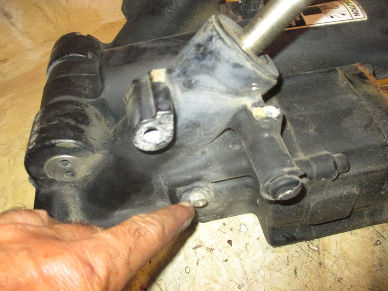 Mariner 225hp 2 Stroke outboard Tilt Trim Unit