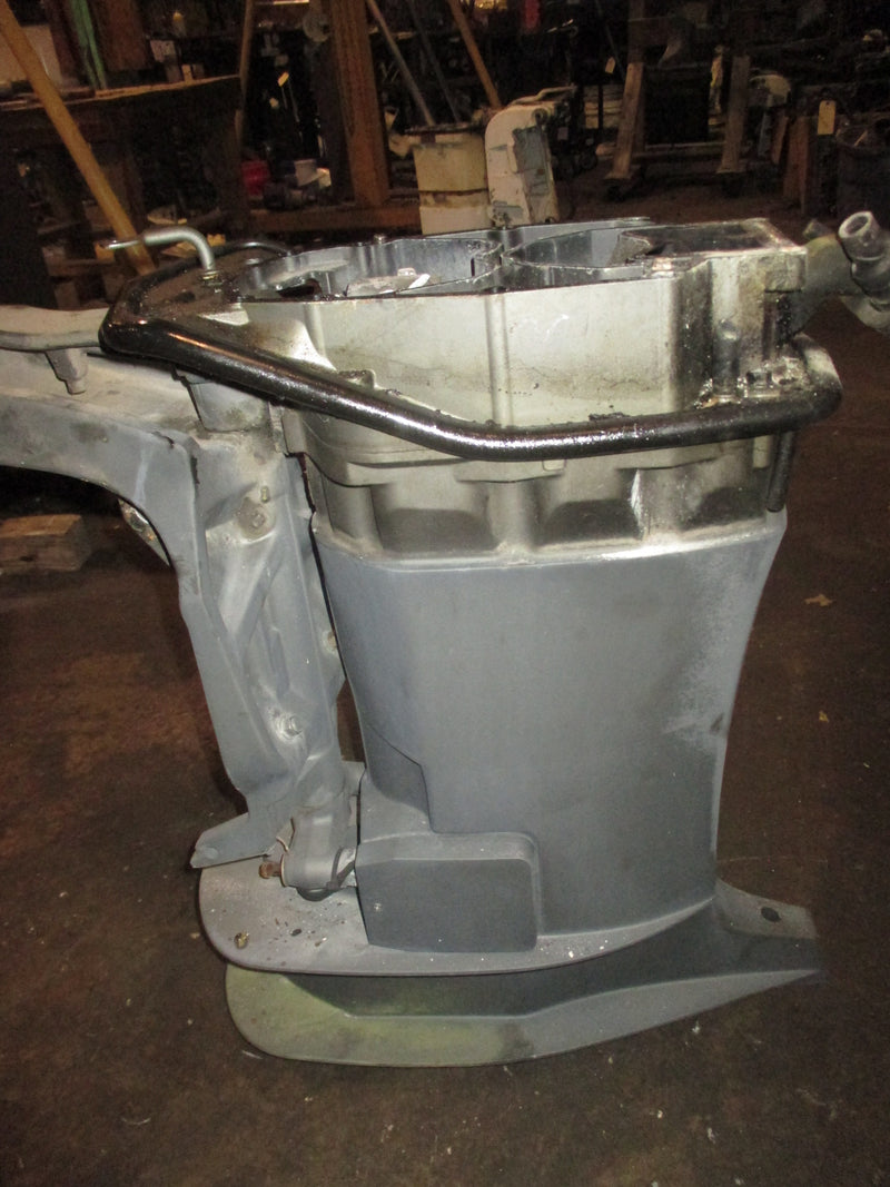 Mariner 225hp 2 Stroke outboard 25" Shaft Midsection