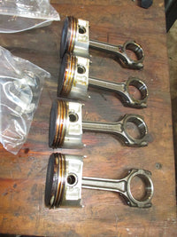 Load image into Gallery viewer, Suzuki DF140A 140hp 4 stroke outboard Piston and rod set 12100-92J01
