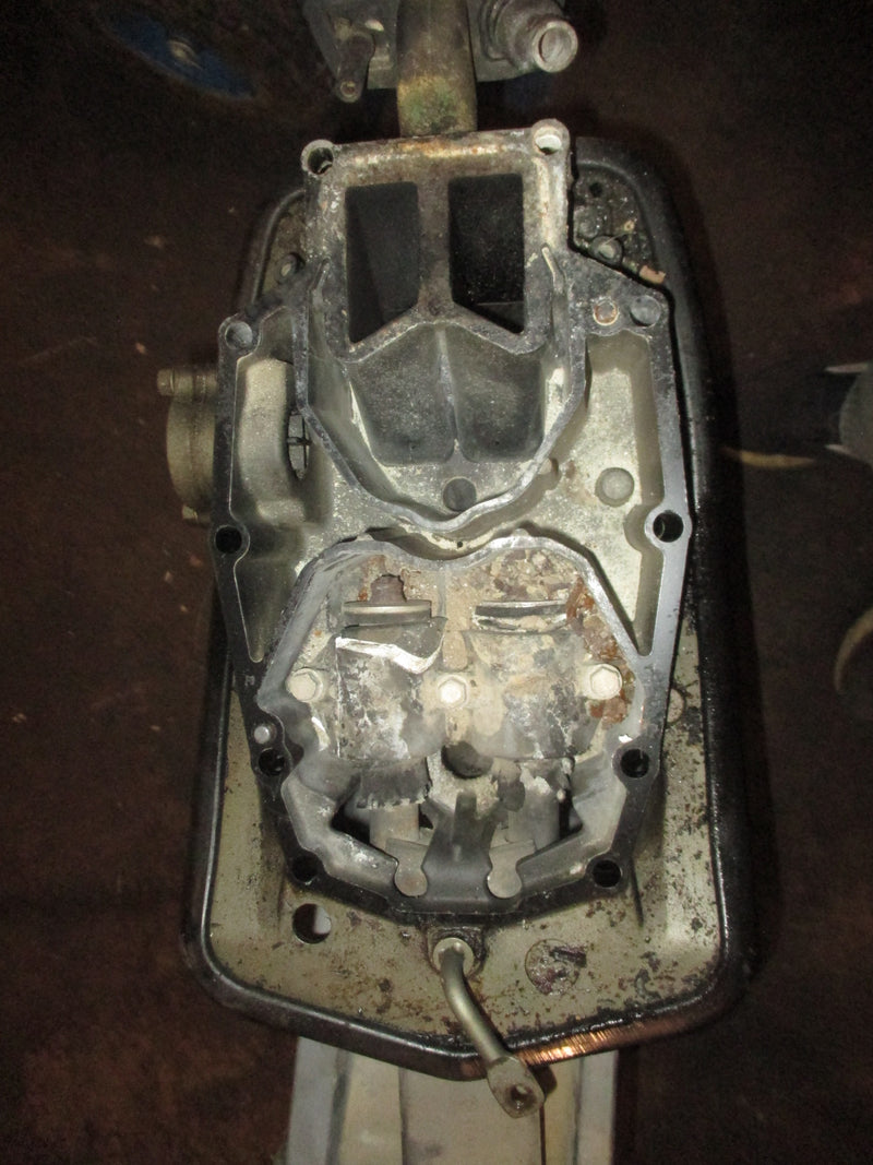 Mariner 225hp 2 Stroke outboard 25" Shaft Midsection