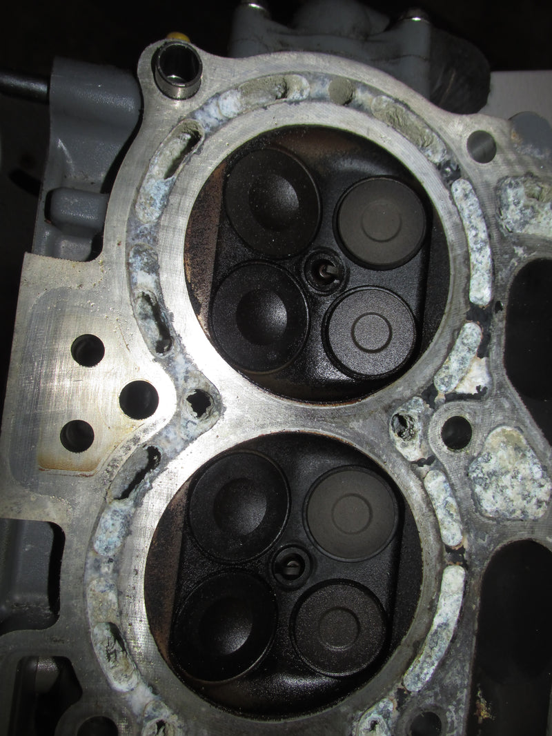 Suzuki DF90 90hp Outboard Cylinder Head