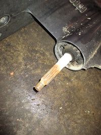 Load image into Gallery viewer, Evinrude 120hp 2 stroke outboard 20 inch shat lower unit
