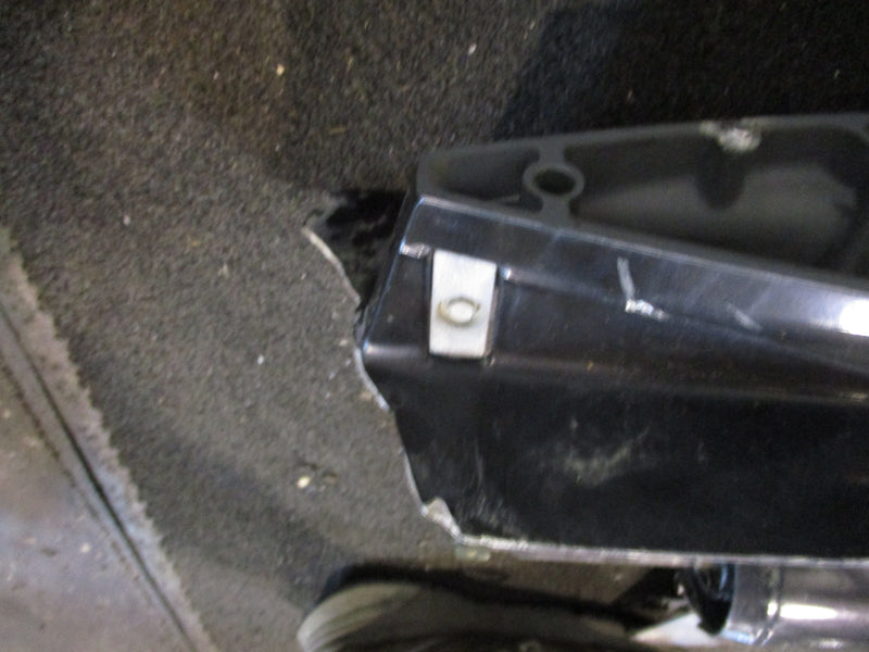 Suzuki DF90-140 outboard 20" shaft lower unit