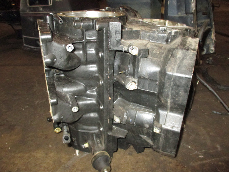 Evinrude 120hp 2 stroke outboard crankcase block (334707)
