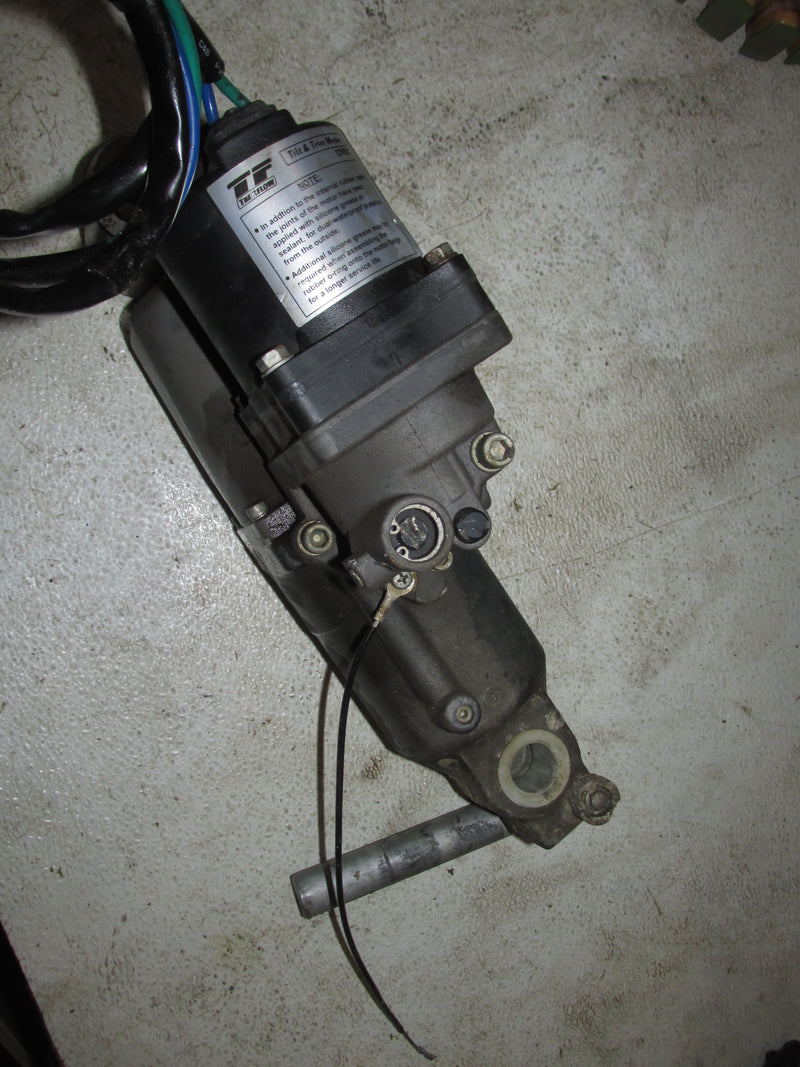 Suzuki DF90 90hp Outboard Tilt Trim Unit (Parts)
