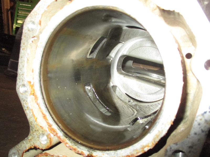Evinrude 120hp 2 stroke outboard crankcase block (334707)