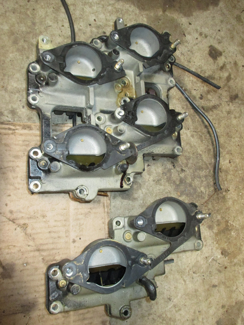 Johnson ocean runner 200hp 2st outboard intake manifold and reeds (338-799)