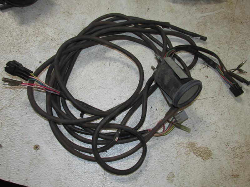 Suzuki 2 Stroke Outboard Engine Monitor Gauge and Harness