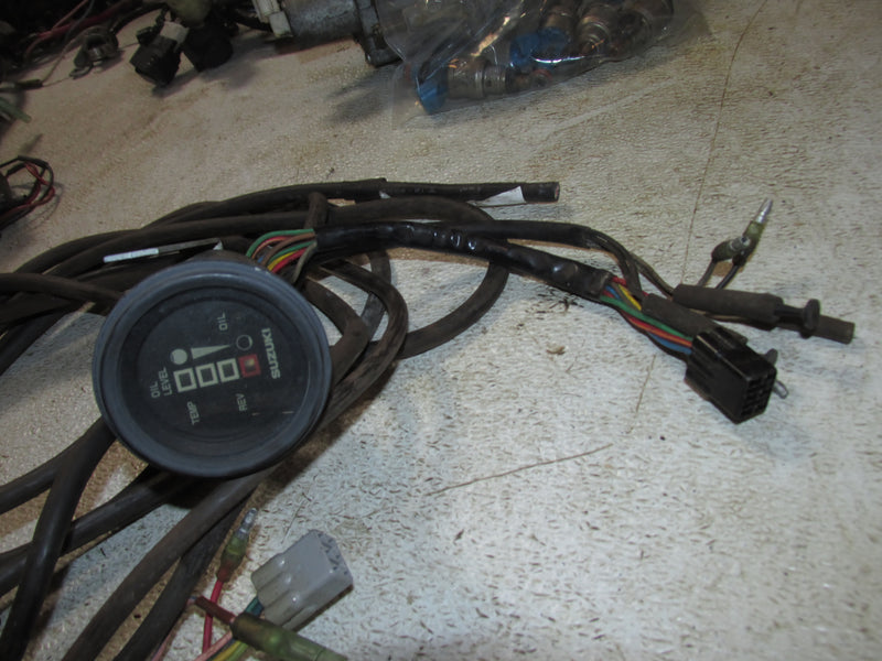 Suzuki 2 Stroke Outboard Engine Monitor Gauge and Harness