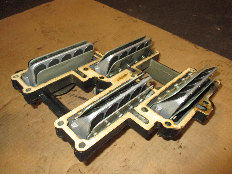 Evinrude 120hp 2 stroke outboard intake manifold and reeds (328627)