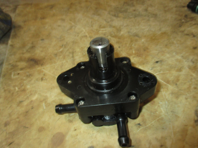 Suzuki DF140A 140hp 4 stroke outboard fuel pump (15100-90J11)