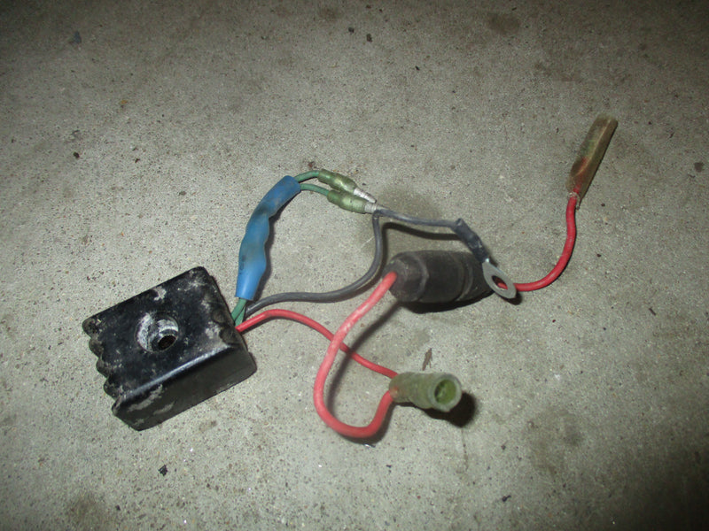 Yamaha 40-50hp 2 stroke outboard rectifier regulator (664-8197061-00)