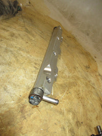 Load image into Gallery viewer, Suzuki DF140A 140hp 4 stroke outboard fuel rail (15751-92J00)
