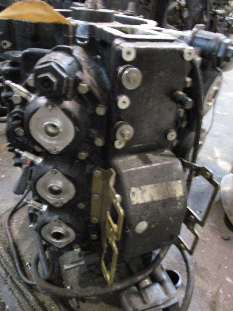 Evinrude Ficht 175hp 2 stroke outboard crankcase powerhead