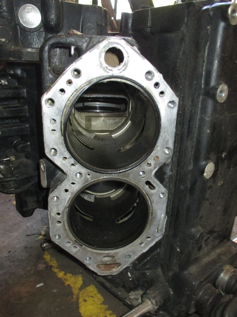 Johnson 90-115hp 2st outboard crankcase block