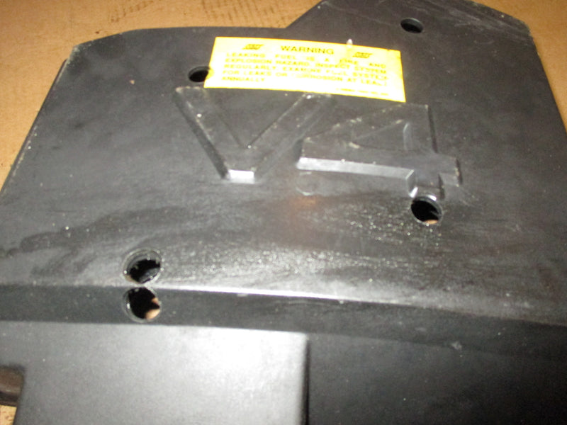 Evinrude 120hp 2 stroke outboard intake silencer cover (333267)