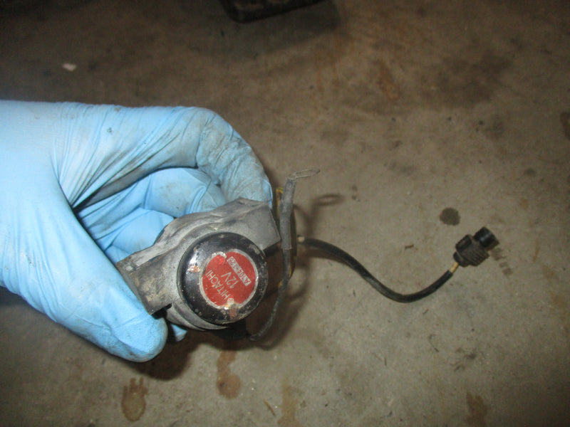 Suzuki DT115 outboard starter relay style 2